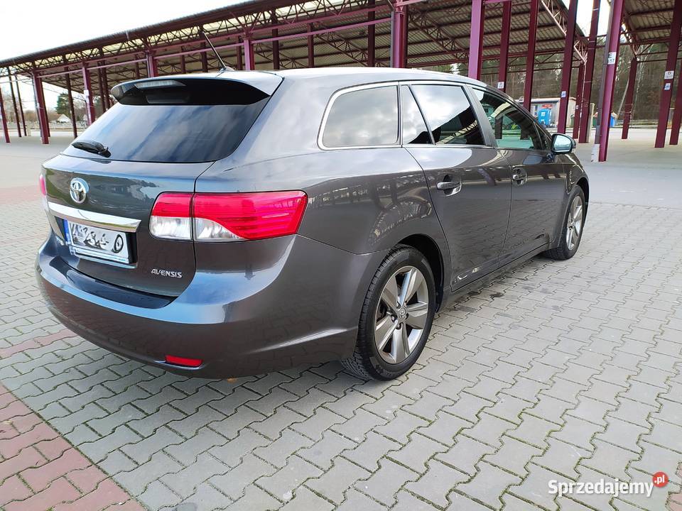 Sprzedam Toyota Avensis T27 Szczucin