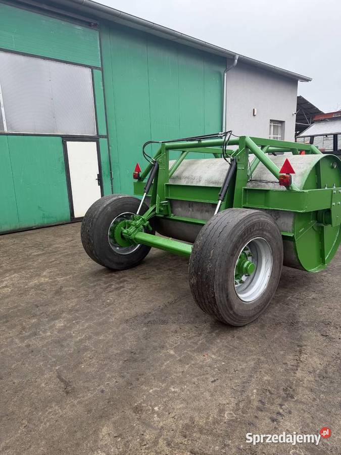 Walec łąkowy Włoszakowice