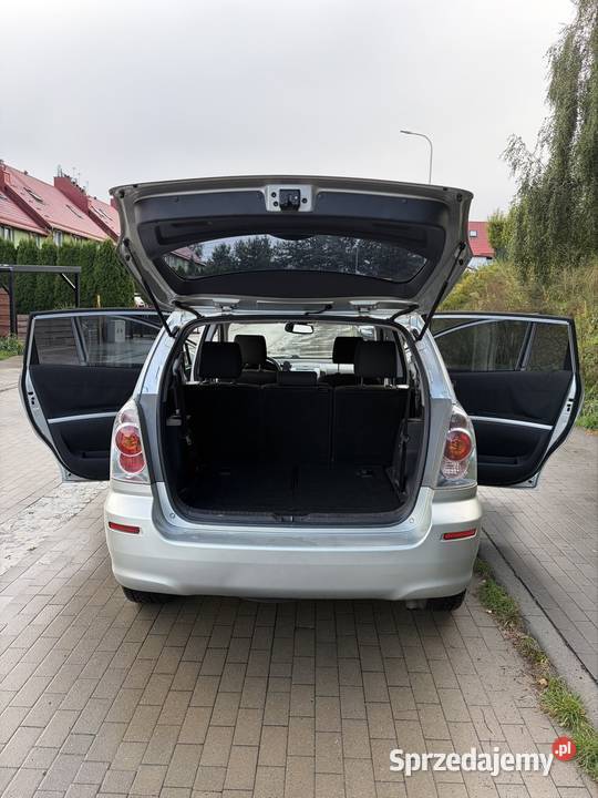 Toyota Corolla Verso 18 VVTi 129 z instalacją 129KM Bytów sprzedam