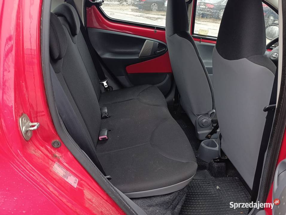 Salon PolskaNiski przebieg 5d 10 VVTi 68 Warszawa