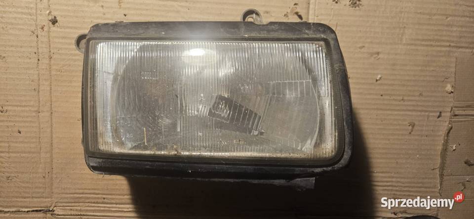 Lampa lewy przód Frontera B Czarniecka Góra