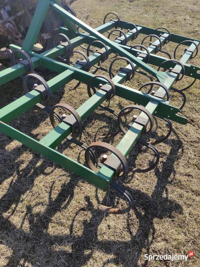 Sprzedam kultywator 21 m Pacanów