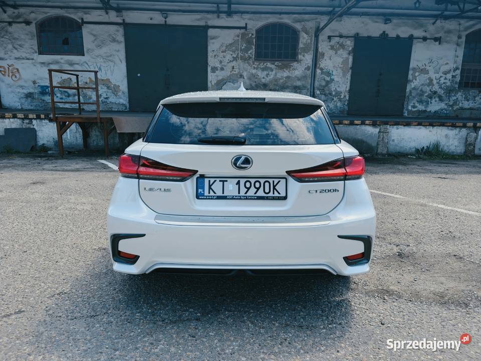 Lexus CT200h nieuszkodzony Tarnów