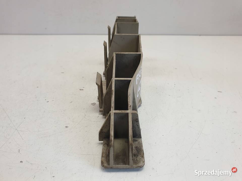 Land Rover Freelander I ŚLIZG ZDERZAKA Prawy osobowe Rudka