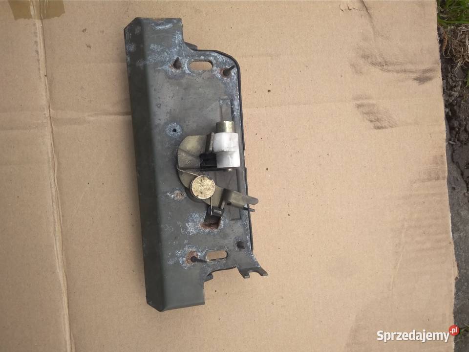 Nissan Almera N16 5D HB Klamka klapy tył osobowe