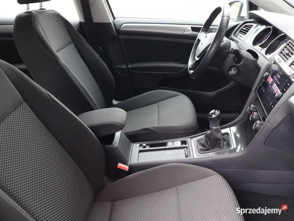VW Golf 10 TSI Piaseczno