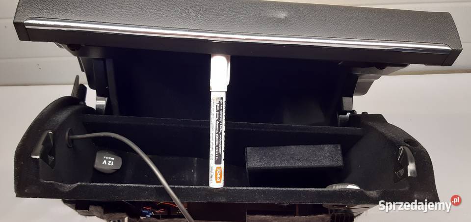 SCHOWEK PASAŻERA MERCEDES W204 A2046800091 Mielęcin