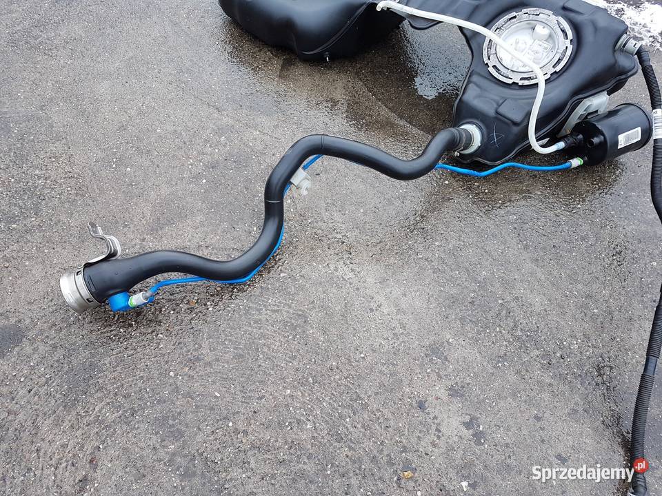 BMW 1 120 F20 LIFT zbiornik paliwa benzyny pompa