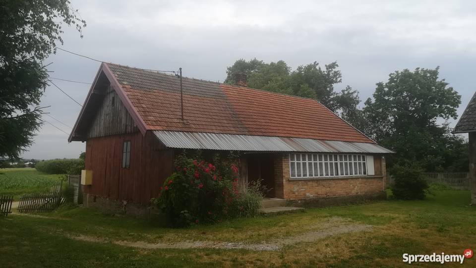 Sprzedam dom drewniany piwnica