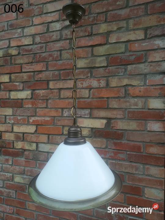 Żyrandol metalowy ze szklanym kloszem Lampa Gawroniec