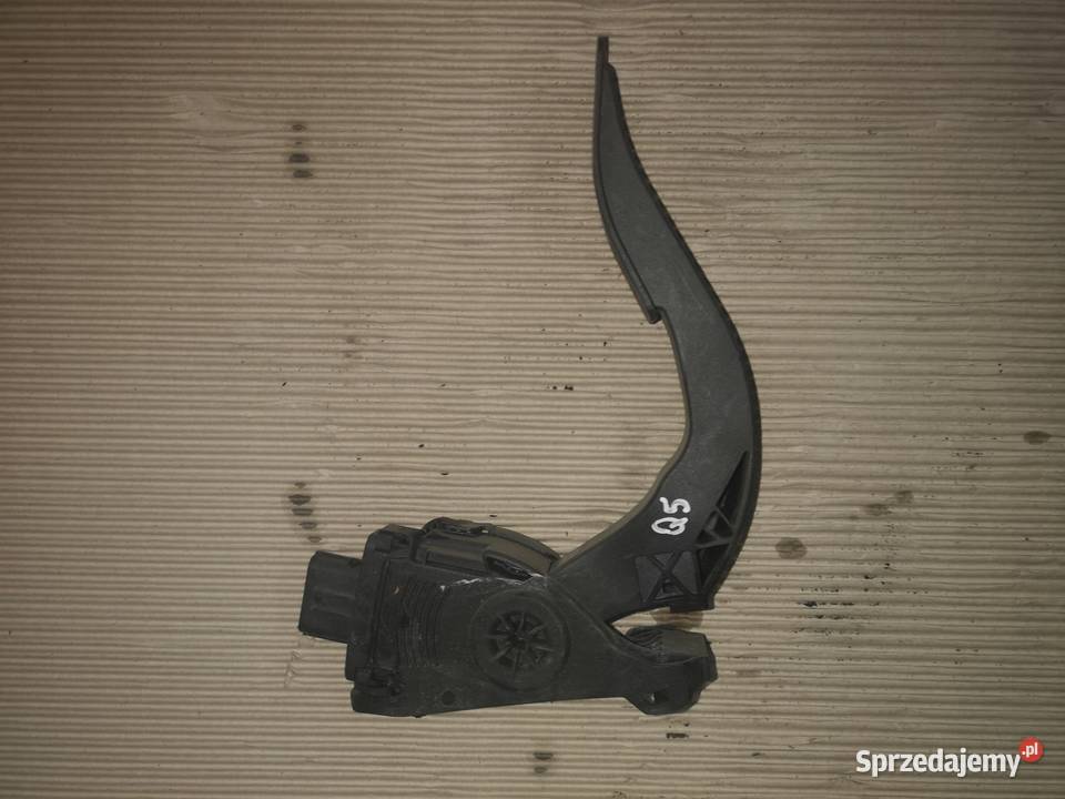PEDAŁ GAZU AUDI A4 B8 A5 Q5 8K1721523 Przystajń