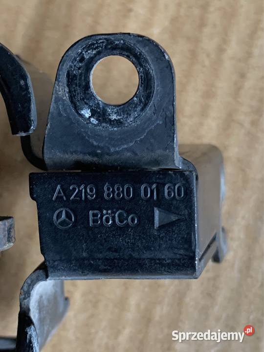 Zamek maski mercedes A219 880 01 60 Szczecin