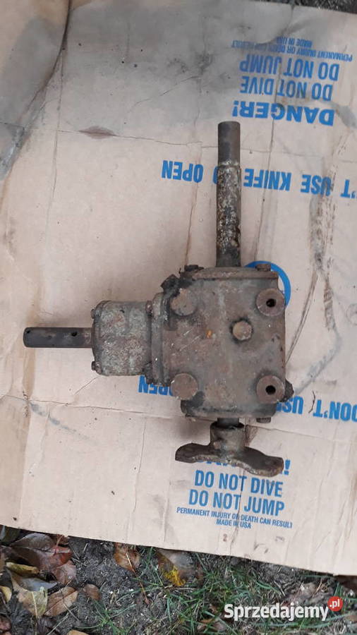 Przekładnia kątowa do rozsiewacza rcw3