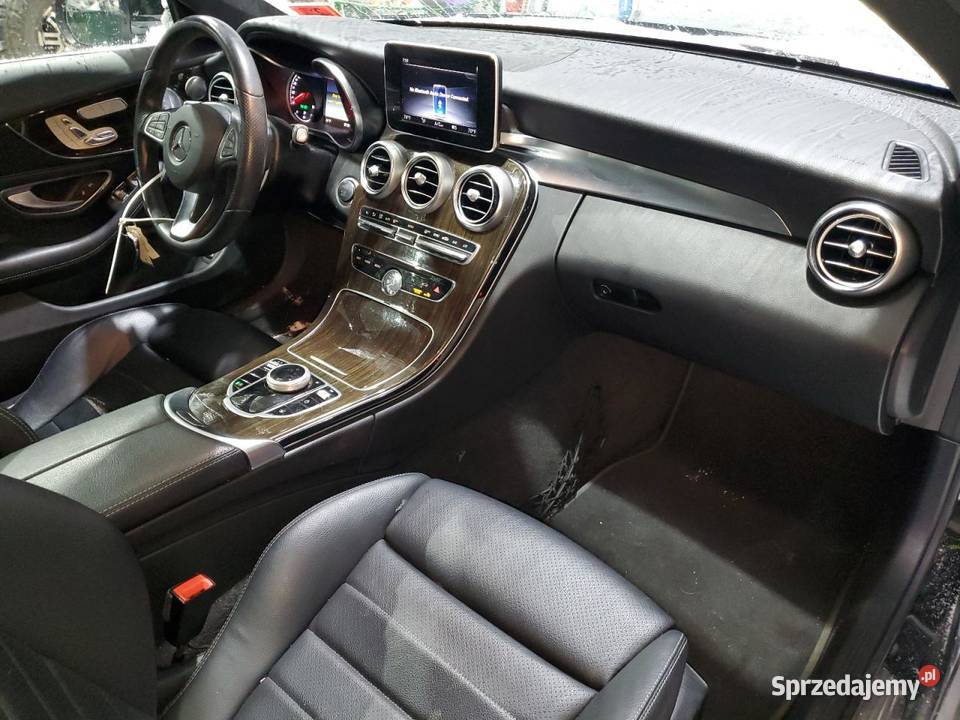 2018 MERCEDESBENZ C 300 4MATIC 115323km sprzedam