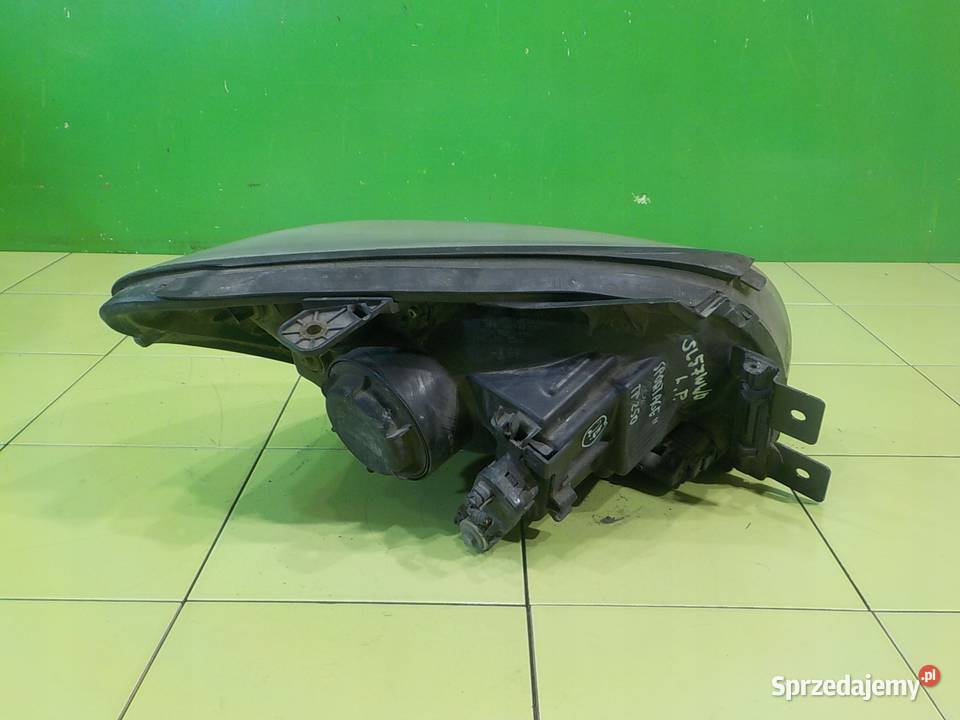 KIA SPORTAGE II 20 CRDI 07r 5D lampa lewa przod Suków