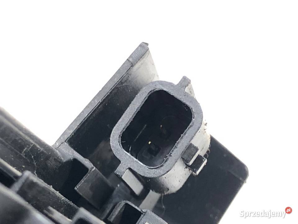 ZAMEK TYŁ PRAWY DACIA DUSTER Hatchback osobowe