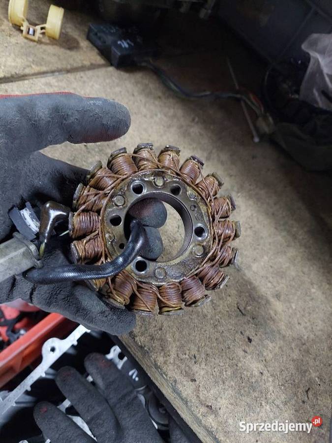 Kawasaki GPZ 600 iskrownik stojan uzwojenie