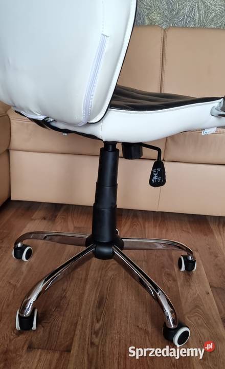SKÓRZANY FOTEL BIUROWY KRZESŁO OBROTOWE VECOTTI sprzedam