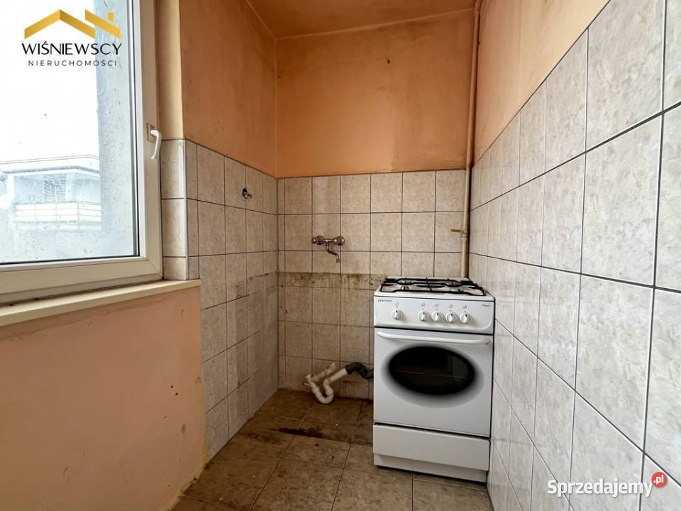 Kawalerka 233 m do remontu Piaski Malbork blok