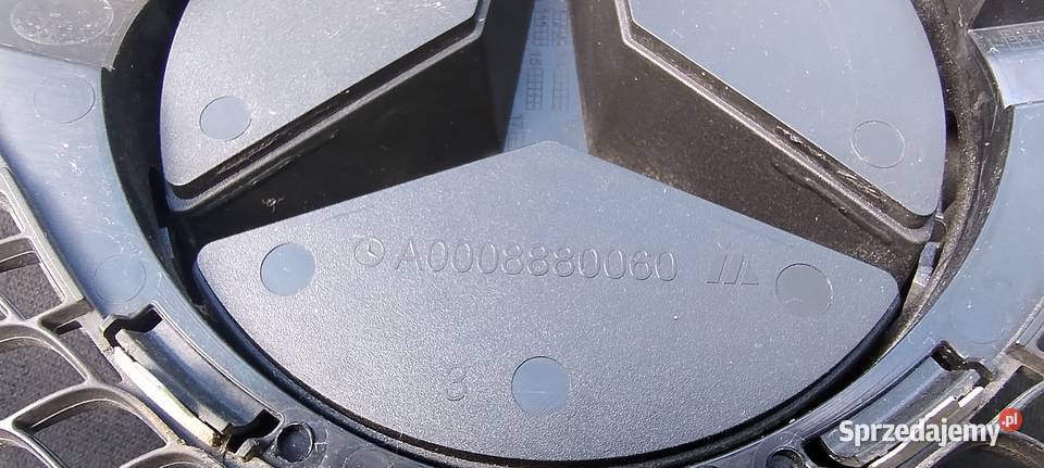 GRILL ATRAPA kratka MercedesBenz przód Długołęka