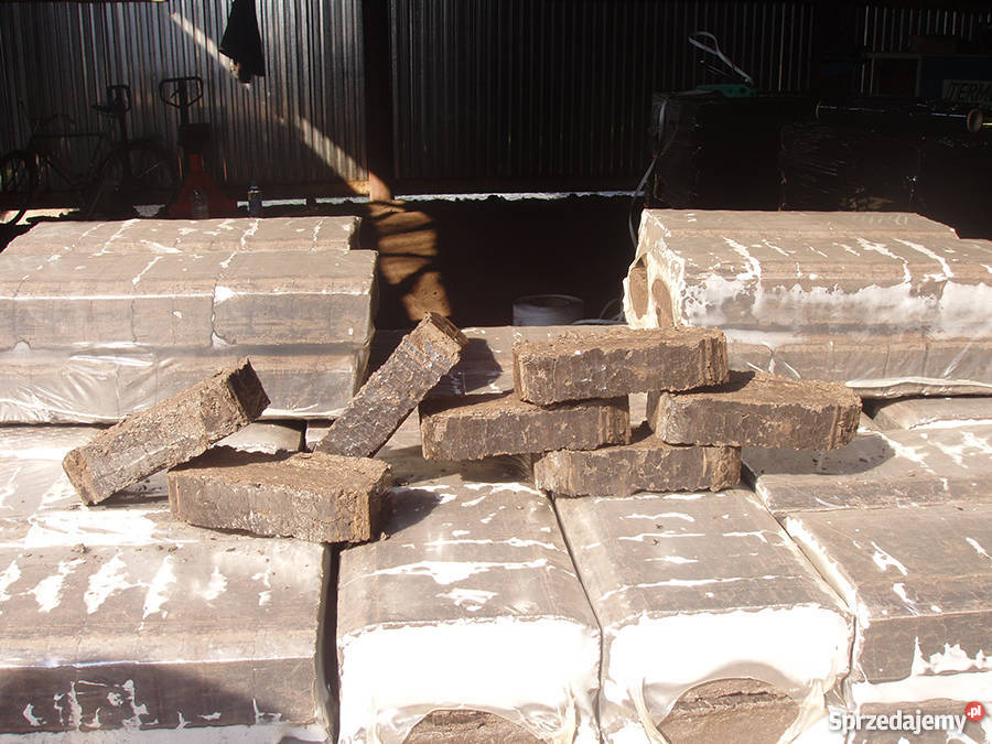 Brykiet torfowy 300t brutto Stalowa Wola sprzedam