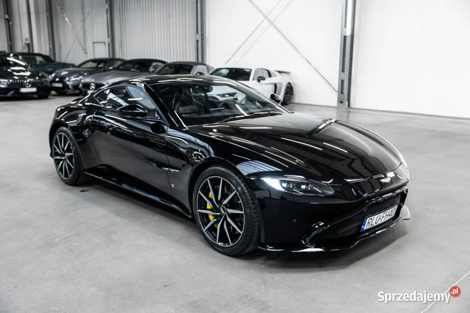Aston Martin Vantage V8 Coupe 40 510 Rok produkcji 2019 Węgrzce sprzedam