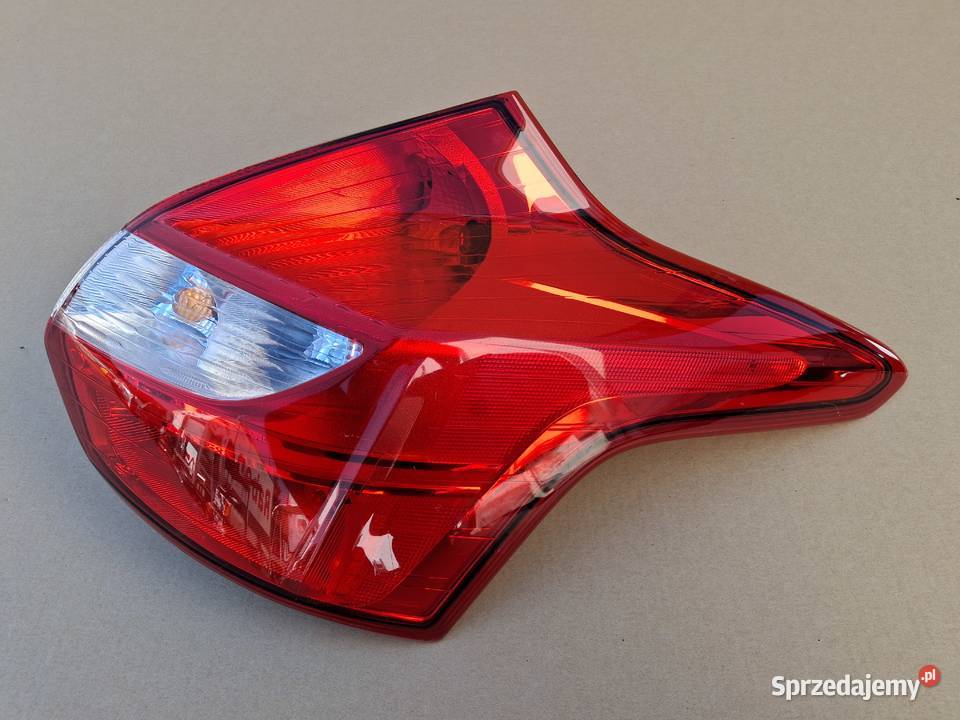 FORD FOCUS MK3 HB LAMPA PRAWY TYŁ PRAWA ORYGINAŁ osobowe Lampy tylne Części samochodowe Bieleń