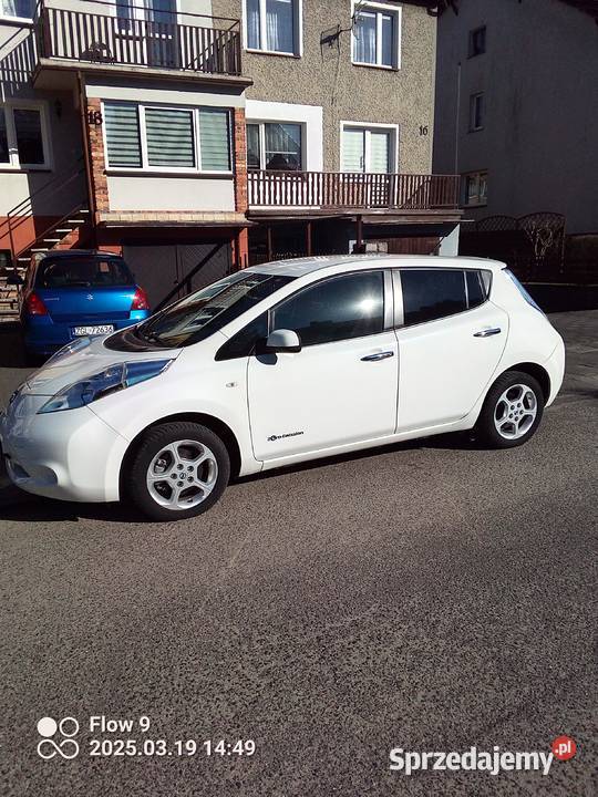 Nissan Leaf 24 kWh mit Batterie TEKNA 2015r elektrochrom. lusterko wst. Goleniów