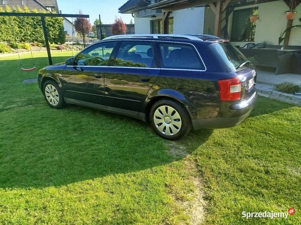 Audi A4B6 19 TDI 130 2003r światła przeciwmgielne Limanowa