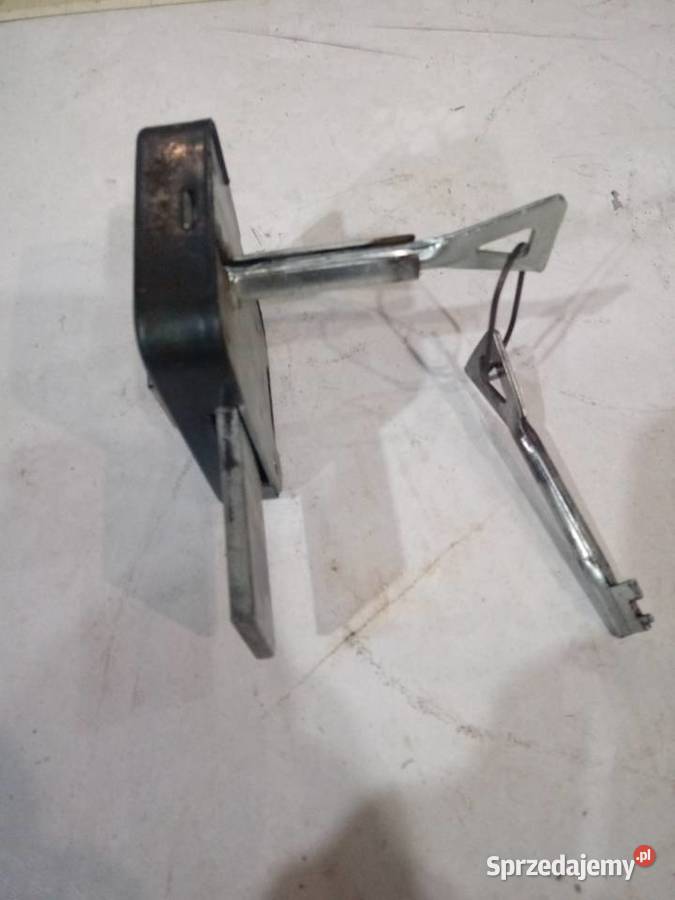 Zamek zasuwa Niedrzwica Duża