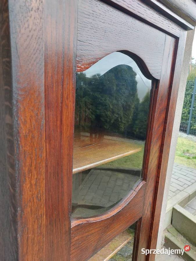 Stary słupek szafka biblioteka witryna dąb Tczew