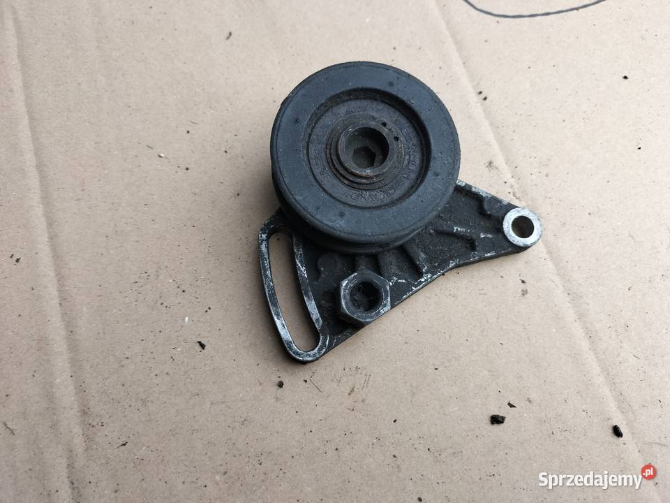 VW AUDI 058260511 NAPINACZ PASKA KLIMATYZACJI osobowe lubelskie Kamień-Kolonia