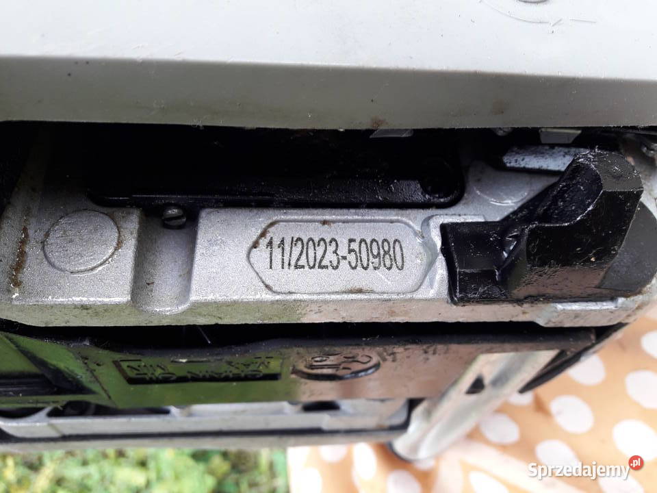 Piła spalinowa Titan o pojemności 53cc i Miłosław