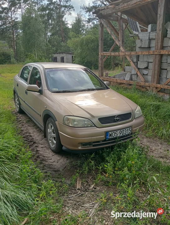 Syndyk sprzeda Opel Astra 2001 r