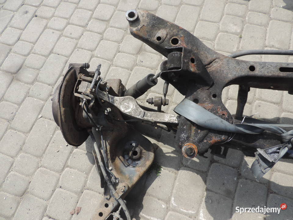 BELKA TYŁ TYLNA OŚ NISSAN QASHQAI J10 16B Nowy Sącz