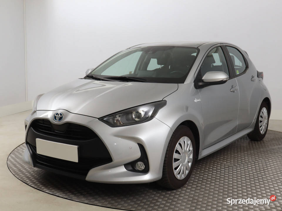 Toyota Yaris 15 VVTi Hybrid Hatchback Bielany Wrocławskie