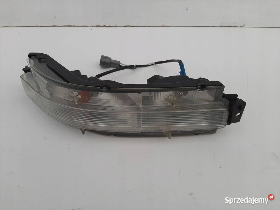 LAMPA COFANIA TYLNA LEWA ZDERZAKA NISSAN 350Z Nowy Tomyśl
