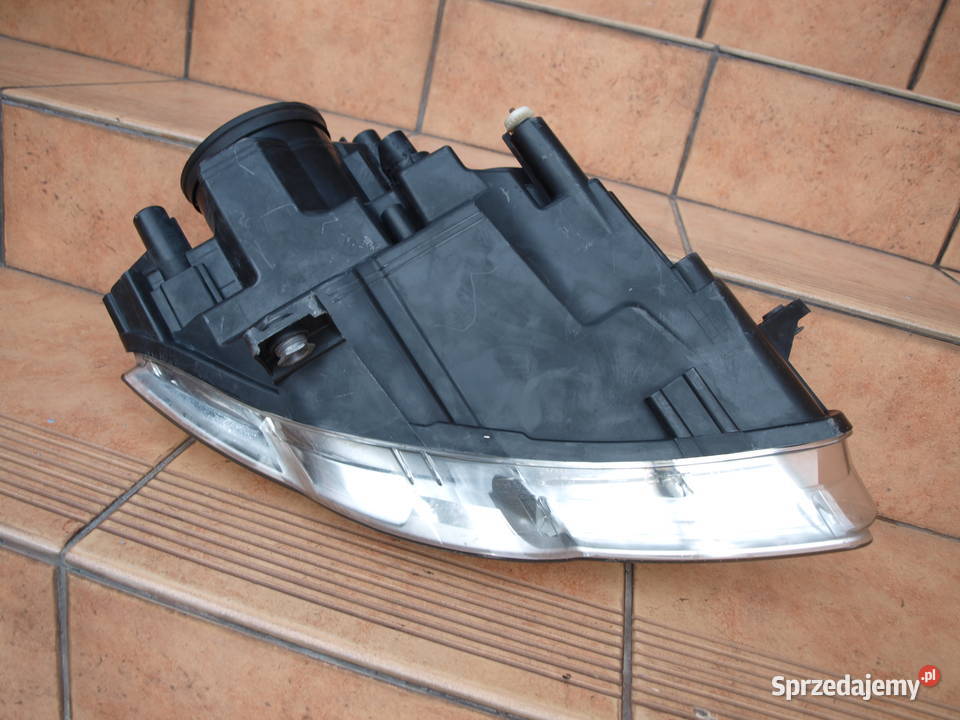 VW Passat B6 lampa lewa przód zwykła 2005 2010r Lampy przednie Kalisz