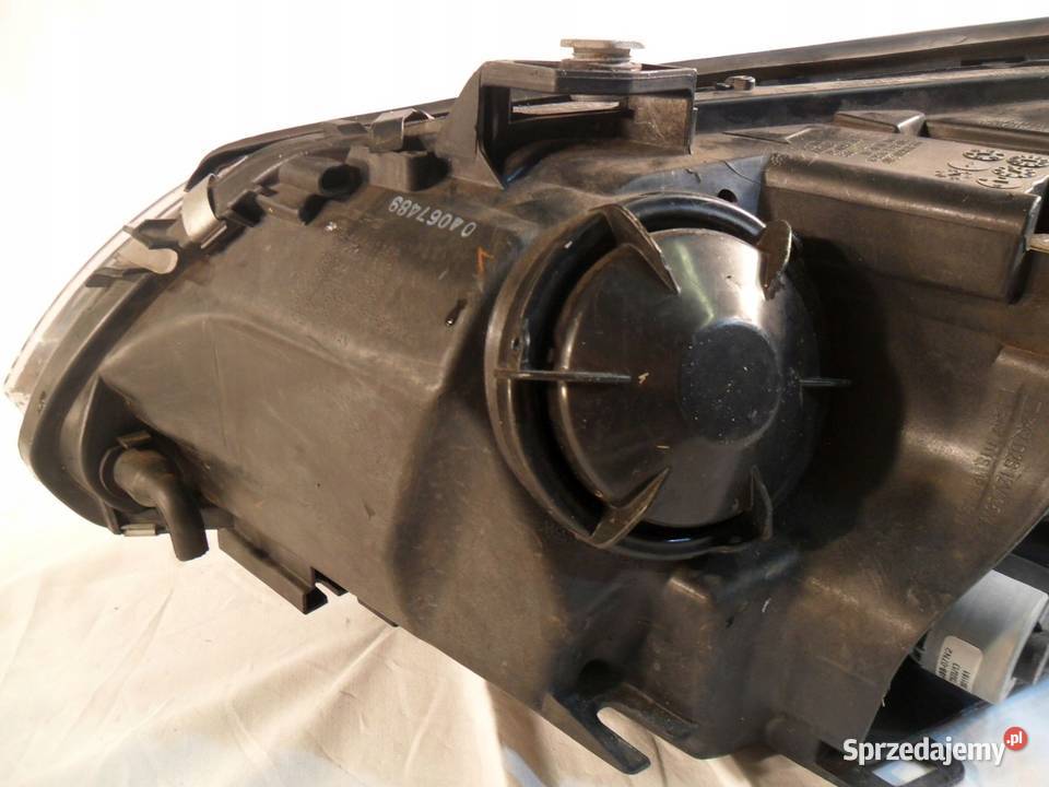 BMW E60 E61 Reflektor prawy przedni lampa prawa osobowe Nowy Tomyśl