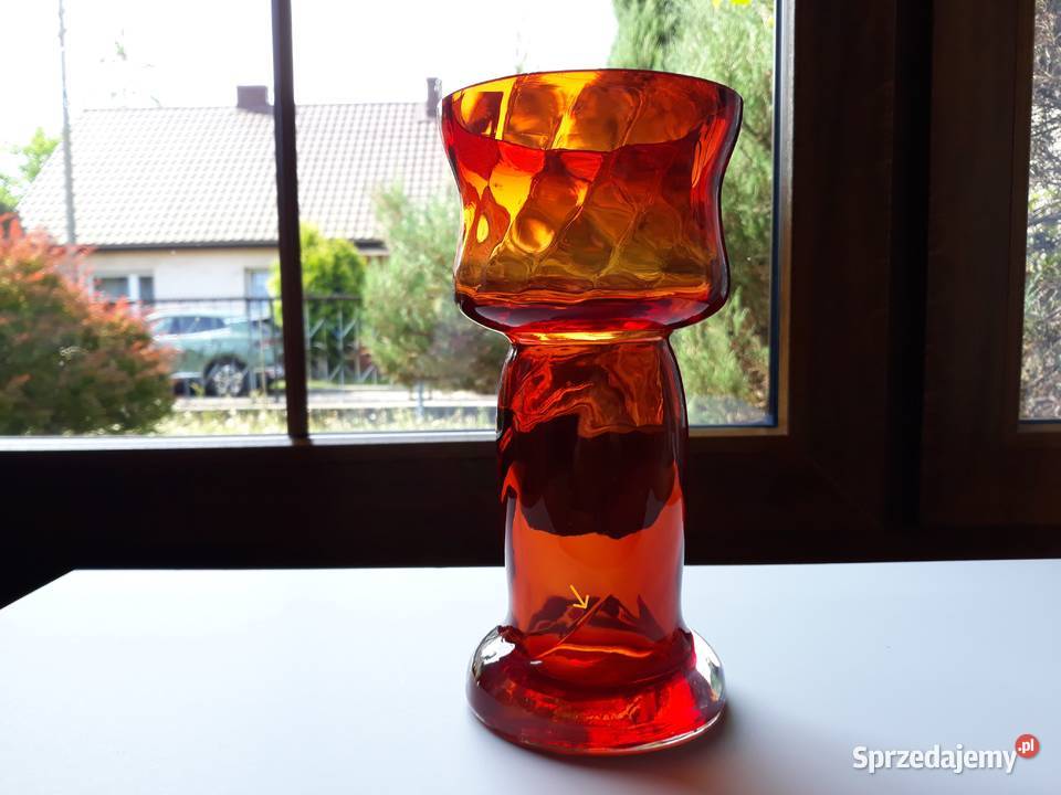 Kanelowany wazon Ząbkowice Staszic kolorowe