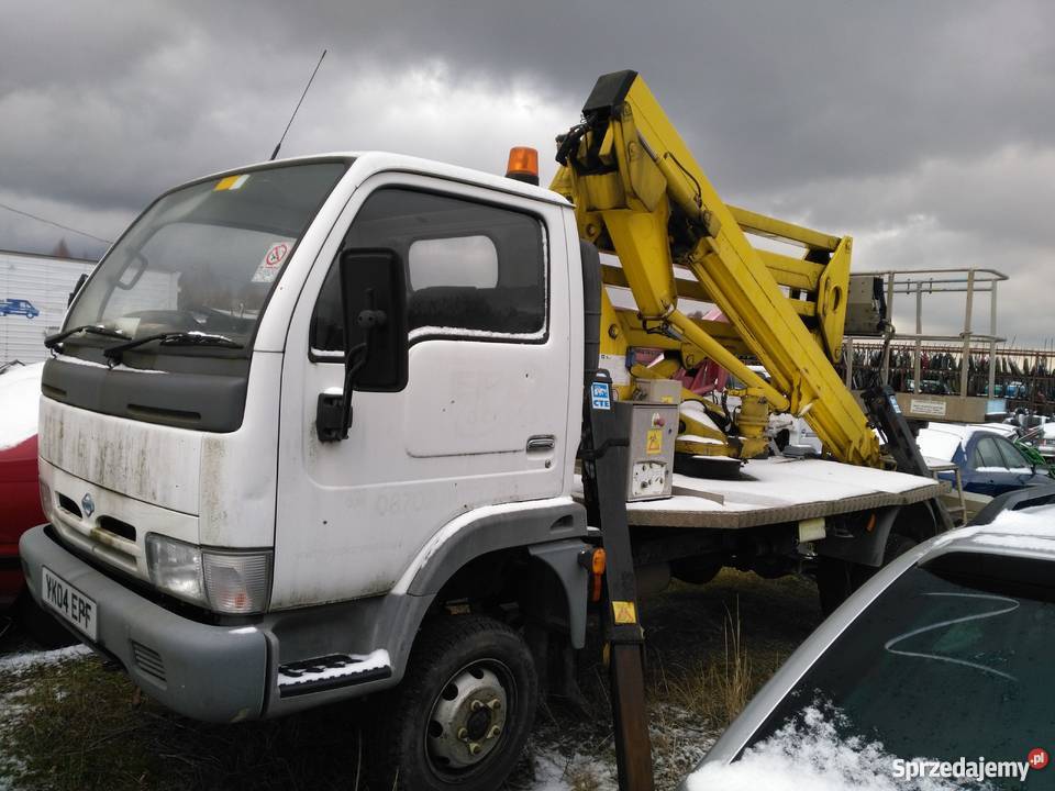 Nissan Cabstar zwyżka podnośnik koszowy 4 pełny VAT Tarnów
