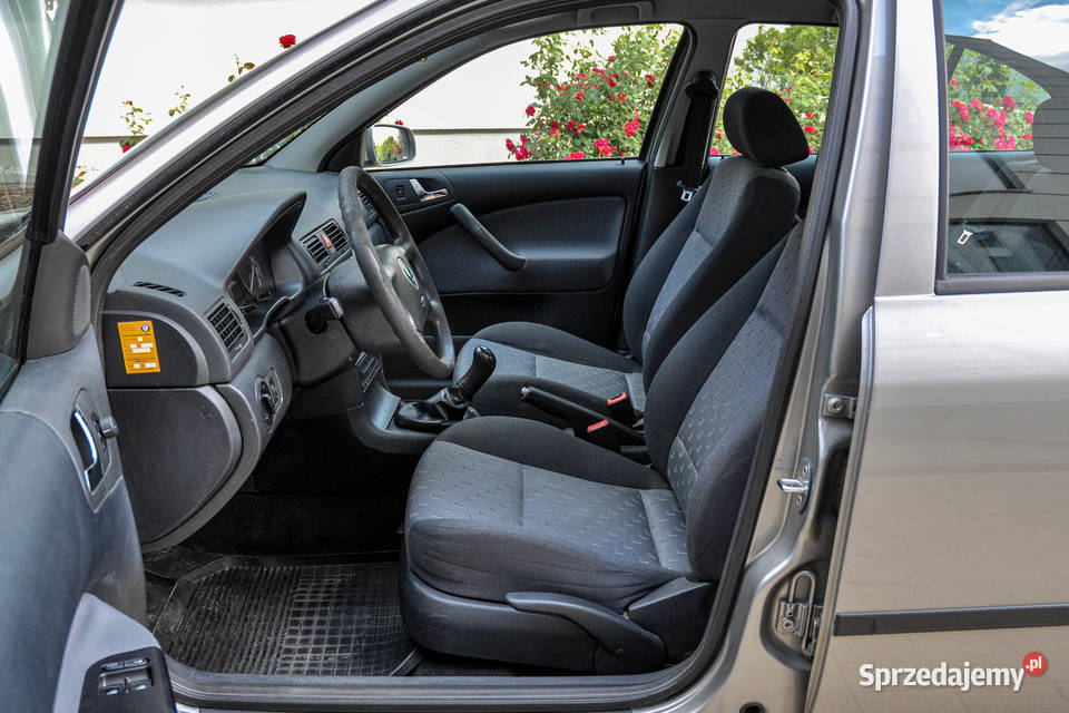 Skoda Octavia 16 MPI 102 Lift Salon 2008 r Wrocław