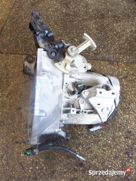 SKRZYNIA BIEGÓW MANUALNA 12 VTI OPEL CORSA F