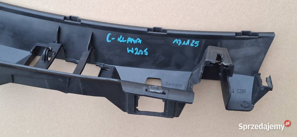 MERCEDES CKLASA W205 COUPE ŚLIZG MOCOWANIE Zderzaki Bieleń