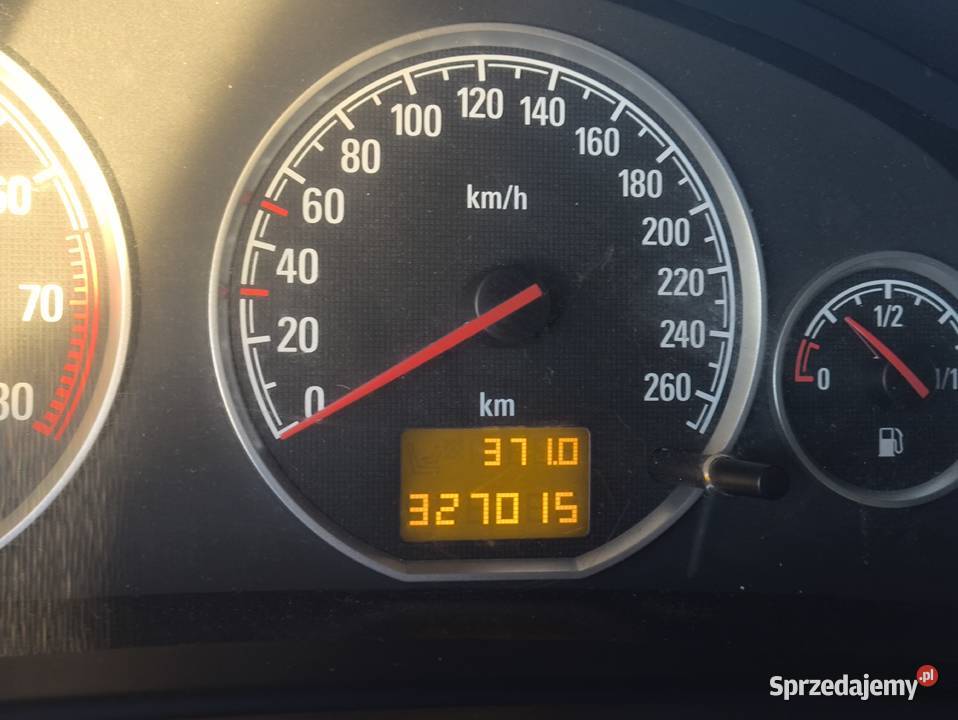 Vectra C 2005 nieuszkodzony Laszki