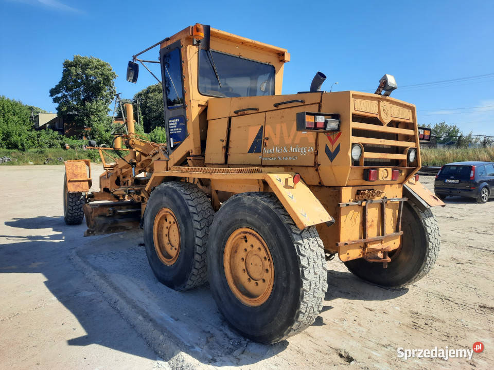 Równiarka BARFORD ASG 113 6x6 245 14 ton 2 Motoryzacja