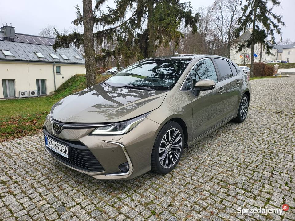 Toyota Corolla Polski Salon 16 benzyna Warszawa sprzedam