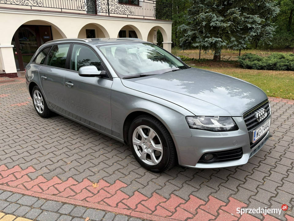 Audi A4 Avant 18 Podgrzewane fotele Hak zadbane manualna Lipówki