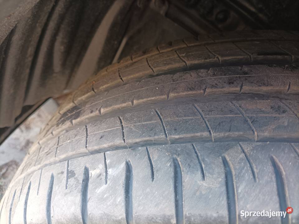 Opona z 22 22550r18 Dunlop Sport salonowe toyoty Brudzeń Duży