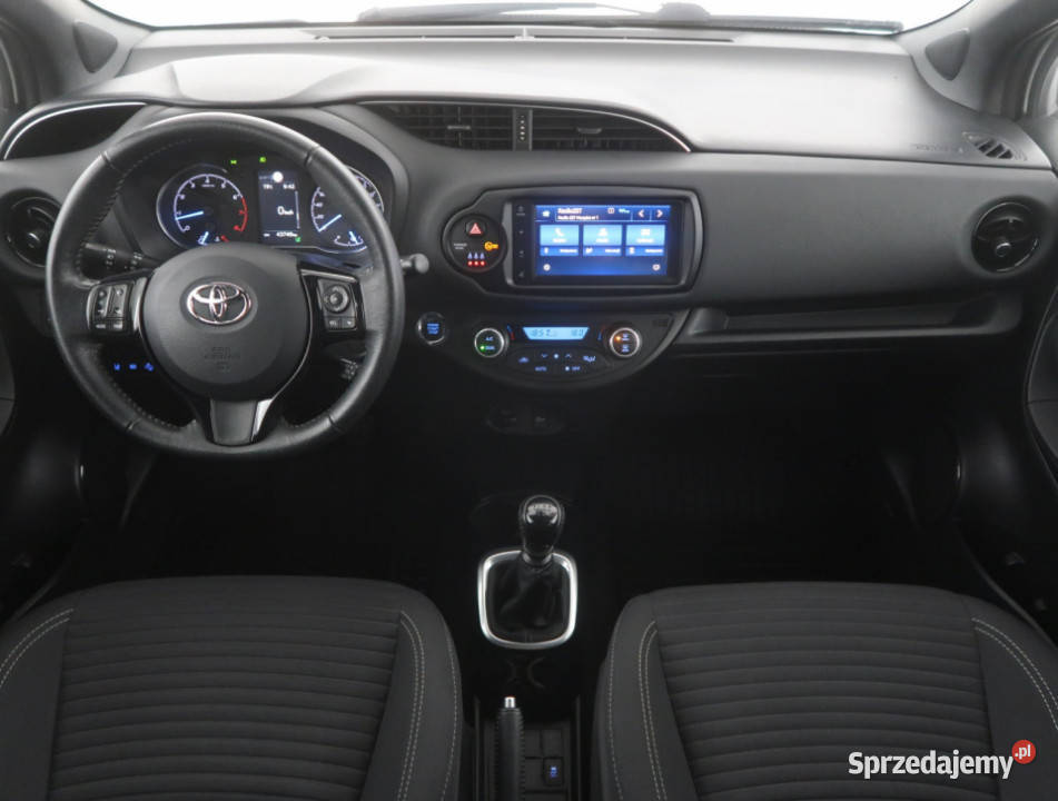 Toyota Yaris 15 Dual VVTi radio dolnośląskie Bielany Wrocławskie
